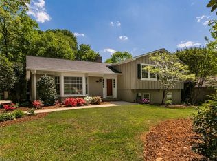 1712 Aftonshire Dr, Greensboro, NC 27410