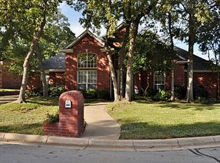 4903 Saddleback Rd, Arlington, TX 76017