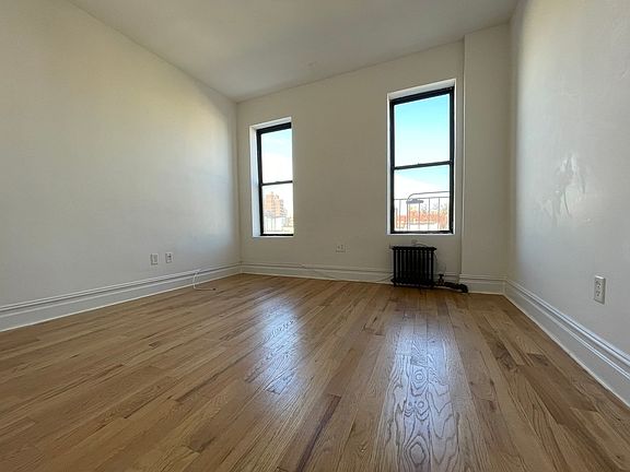 4th image of 23-05 30th Ave #B10