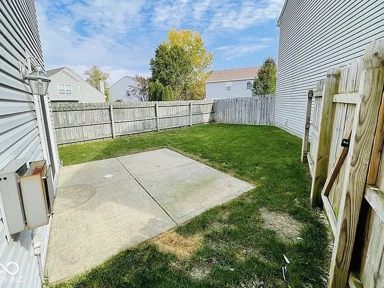 9995 Worthington Blvd — Photo 5