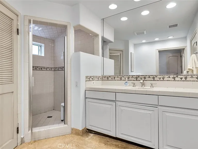 22349 Dolorosa St — Photo 71