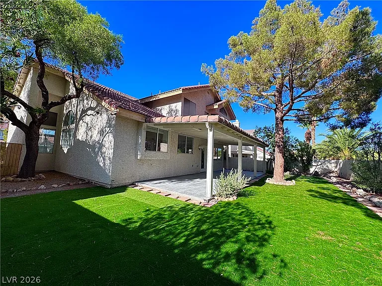 9721 Cascade Falls Ave — Photo 4