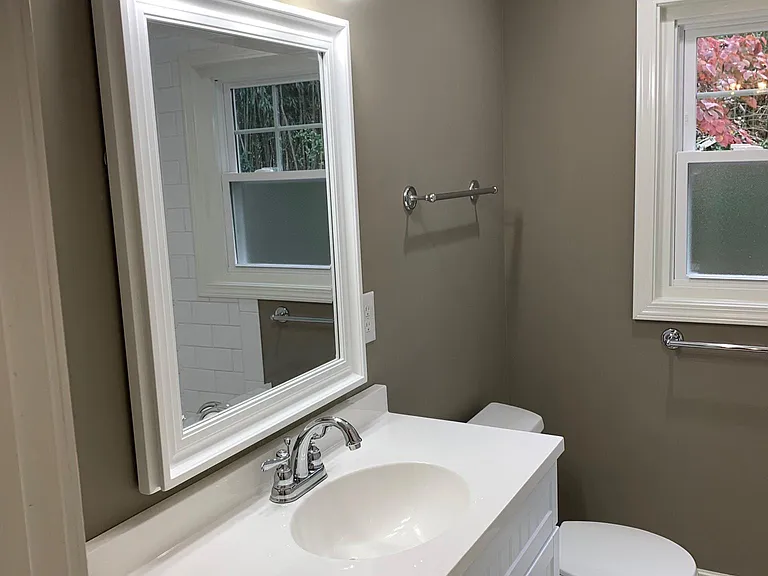1485 Maryland Ave — Photo 10