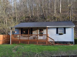 5265 Hale Branch Rd, Barboursville, WV 25504