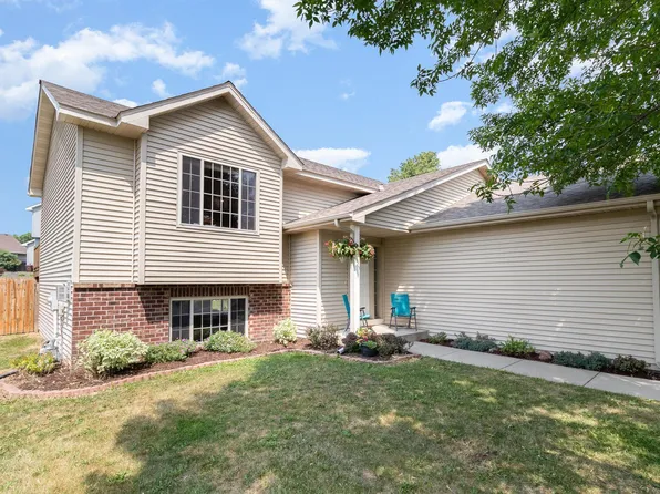 1302 English Ave NW, New Prague, MN 56071