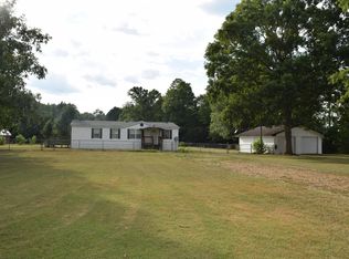 143 Jackson Dr, Carbon Hill, AL 35549