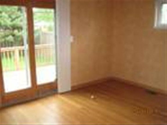 5th image of 22913 Saint Joan St