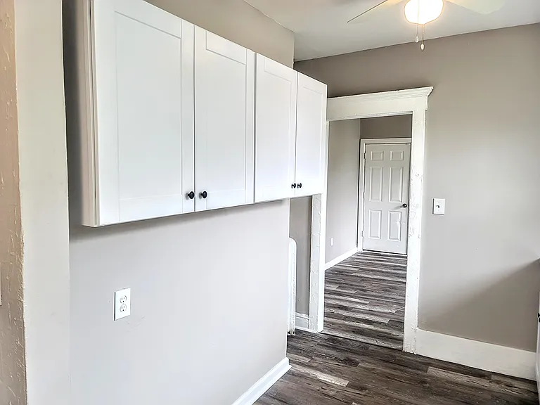 207 N Franklin Blvd #B — Photo 8