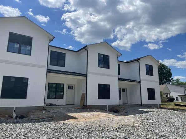 118 Beechwood Dr, Lynchburg, VA