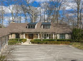 5275 Brookdale Rd, Bloomfield Hills, MI