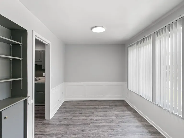 1815 Potomac Cir — Photo 10