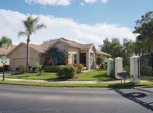 3671 Grand Cypress Dr, Naples, FL 34119