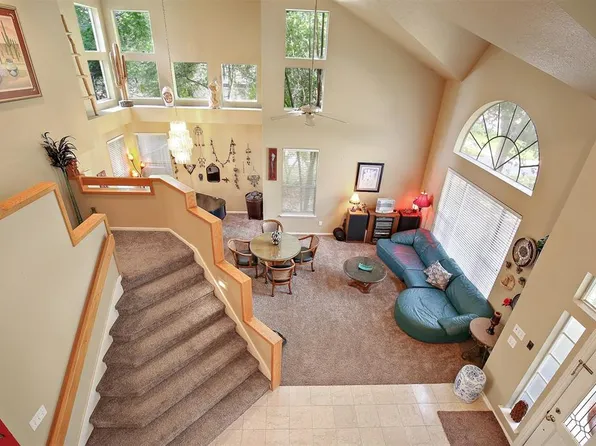 38 Deerfern Pl, Spring, TX 77381