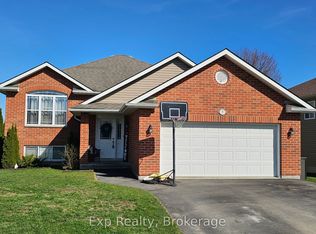 7 Rosewood Dr, Quinte West, ON K0K 2C0