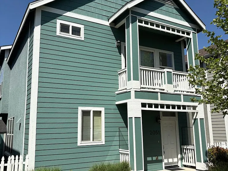 2051 Virginia Lake Way — Photo 1