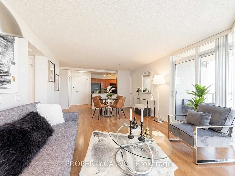 83 Borough Dr #906 — Photo 3