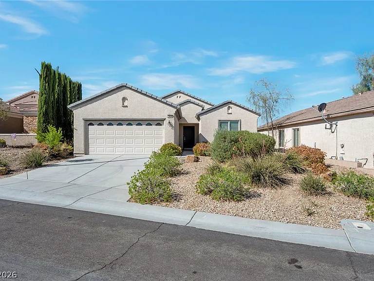 2535 Anani Rd — Photo 1