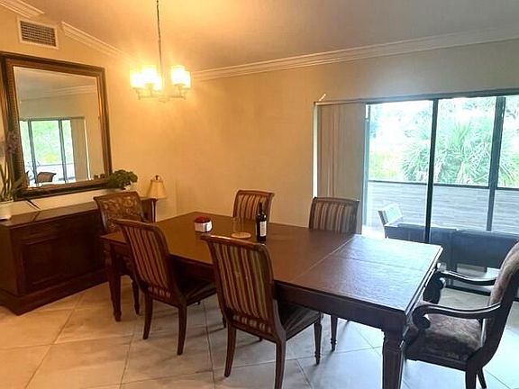 5th image of 2546 Canterbury Dr