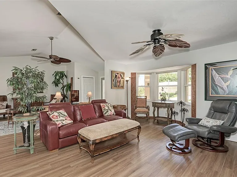 3126 Meadow Run Dr — Photo 7