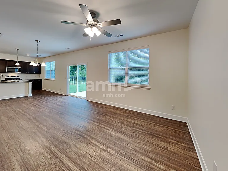 3024 Esquire Dr — Photo 7