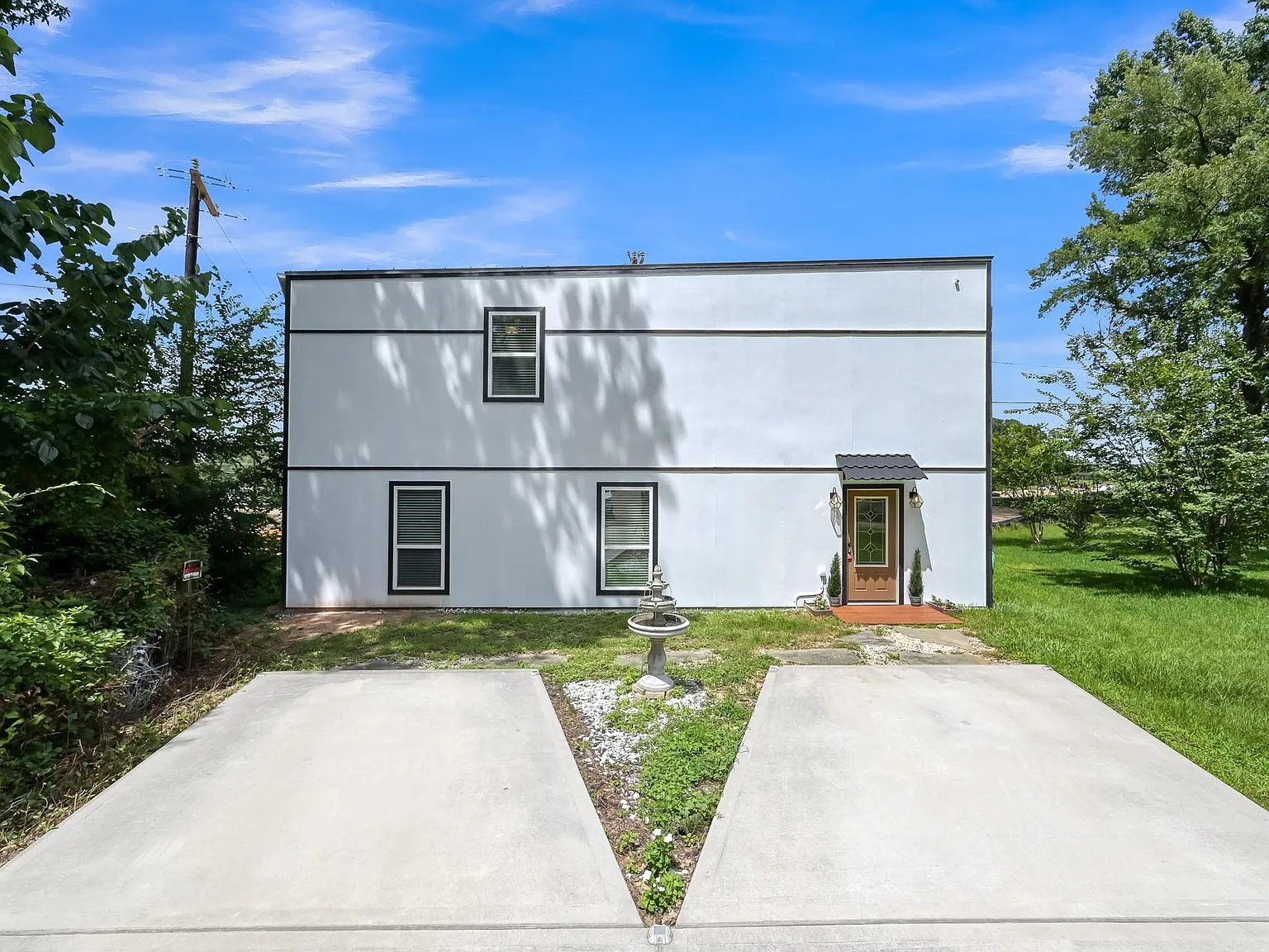 2 bed, 2.5 bath, 1618 sqft, $1,650 — Photo 3