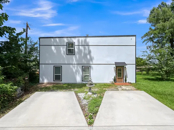 16818 W Alderson, Montgomery, TX 77316