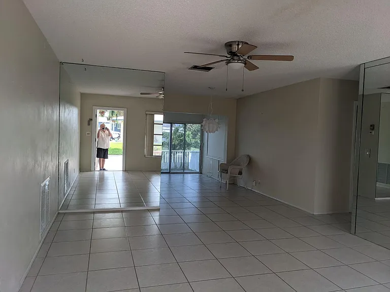 4709 NW 47th Ave — Photo 8