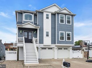 25 Sunrise Way, Toms River, NJ 08753