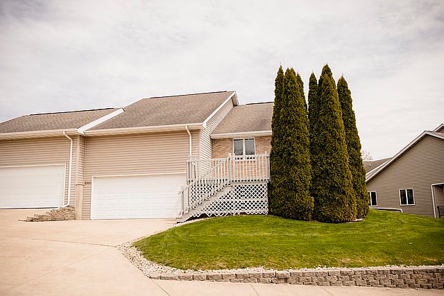 1st image of 2510 Reynolds Manor Dr #0