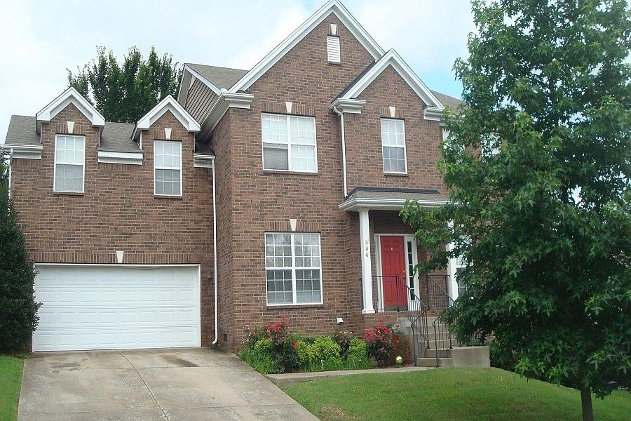 1st image of 304 Goldenrod Ct