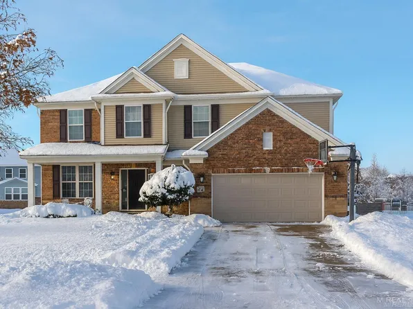 49479 Gaviota Ln, Macomb, MI 48044