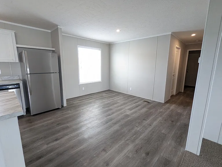 672 Indiana St #672 — Photo 4