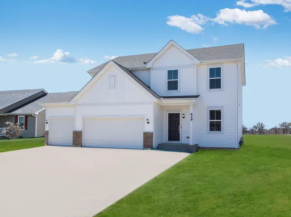 11013 Green Pl, Winfield, IN 46307