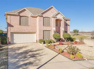 10300 Black Forest Ct, Fort Worth, TX 76140