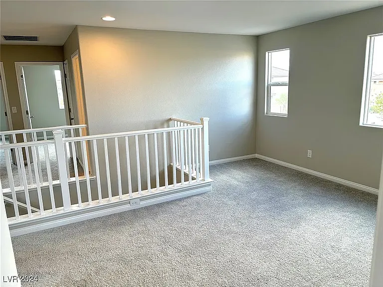 10334 Apefly St — Photo 16
