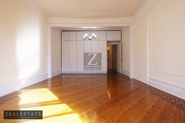 Rented by ZealEstate Group Inc | media 2