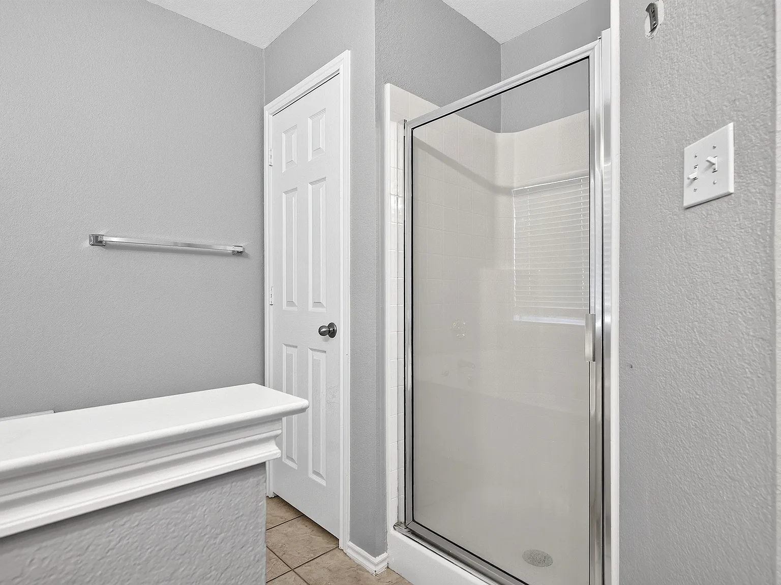 4 bed, 1851 sqft, $2,650 — Photo 2
