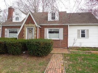 120 Forest Park Dr, Youngstown, OH
