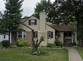 42 Wendell Pl, Clark, NJ 07066
