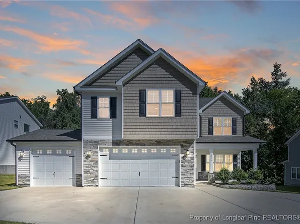 2911 Rockfish Rd, Raeford, NC 28376