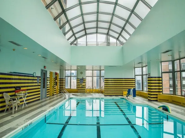 500 West 43rd Street image 10 of 10