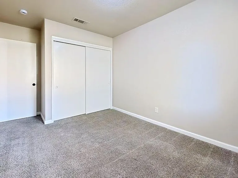 Northwood Place Apartments — Photo 15