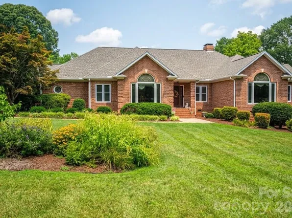 5023 Samuel Pinckney Dr, Belmont, NC 28012