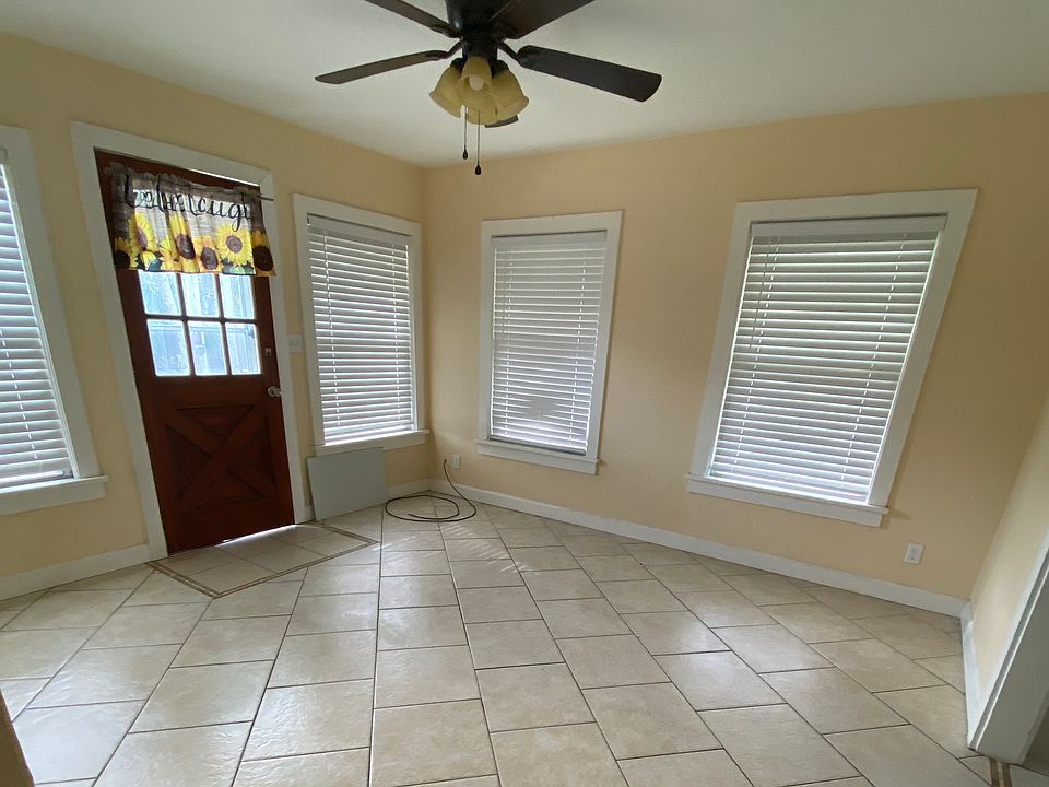 1st image of 521 Mobile Ave