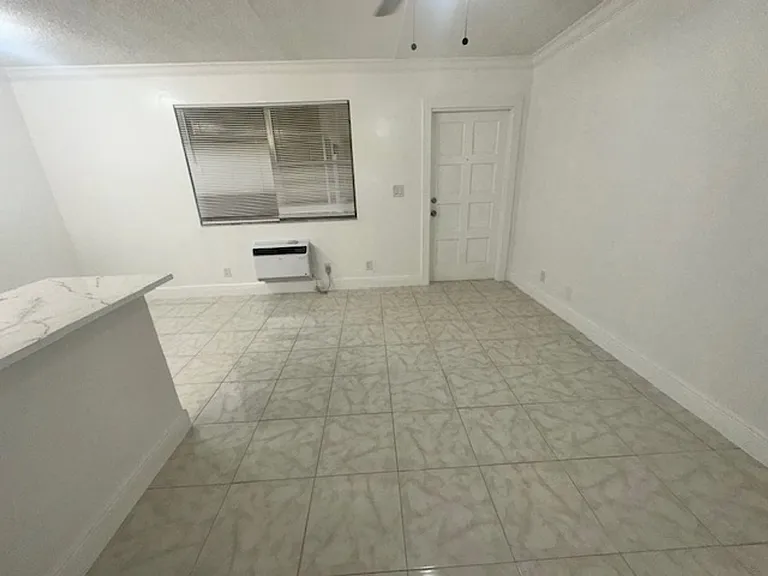 622 NE 14th Ave Ft. Lauderdale, FL 33304 — Photo 4