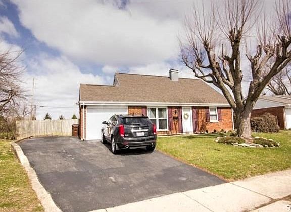 2nd image of 2483 Wyoming Dr