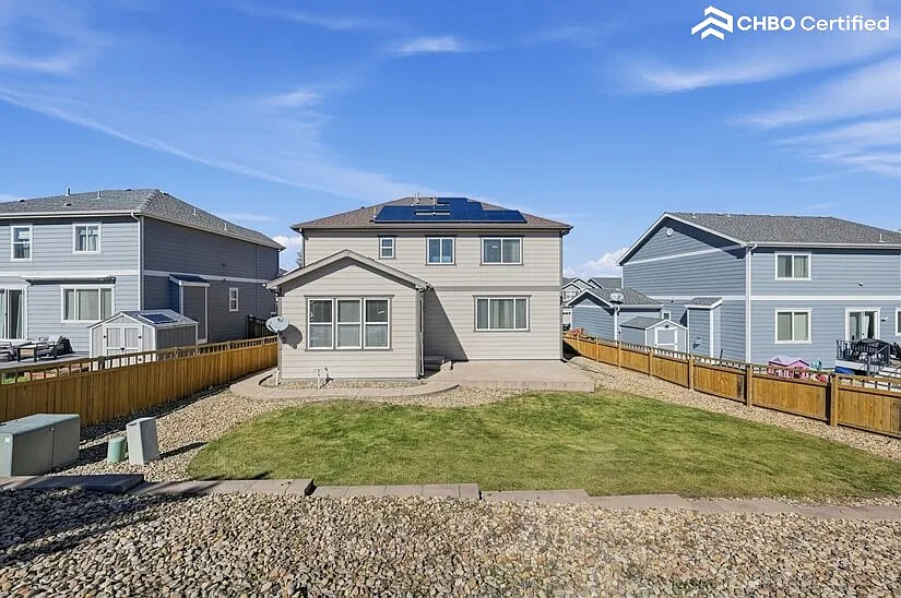 Furnished Home Rental in Castle Rock — Photo 2