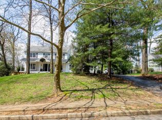 185 Hillyer Cir, Middletown, NJ 07748