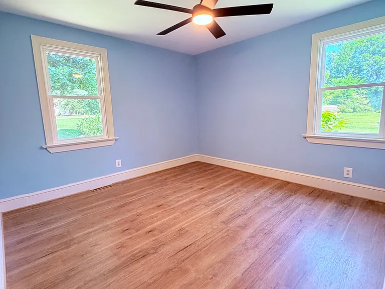 10910 Doyle Blvd — Photo 15