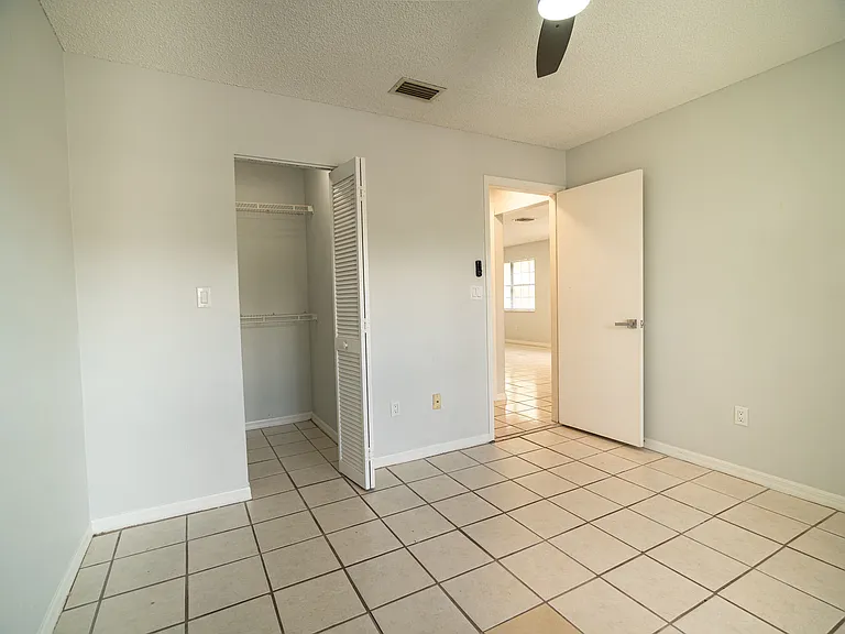 5254 Treetops Dr — Photo 7